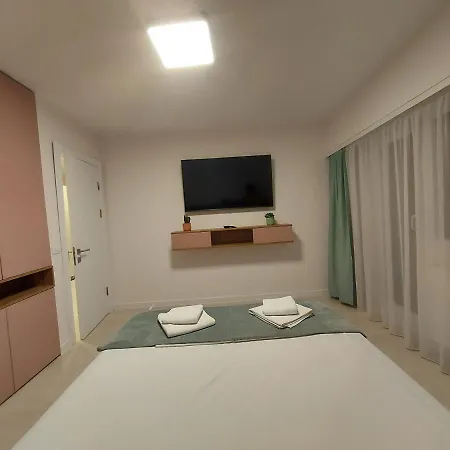 On The Wave Apartment