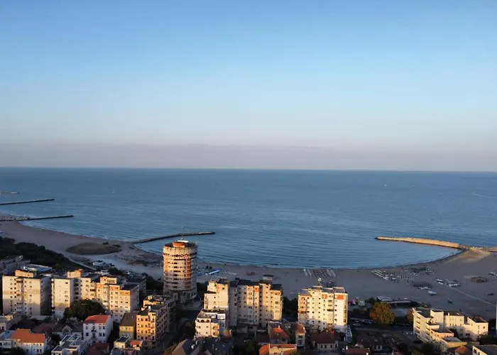 Apartment On The Wave